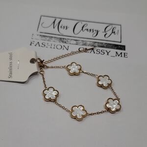 Gold and White Clover Bracelet